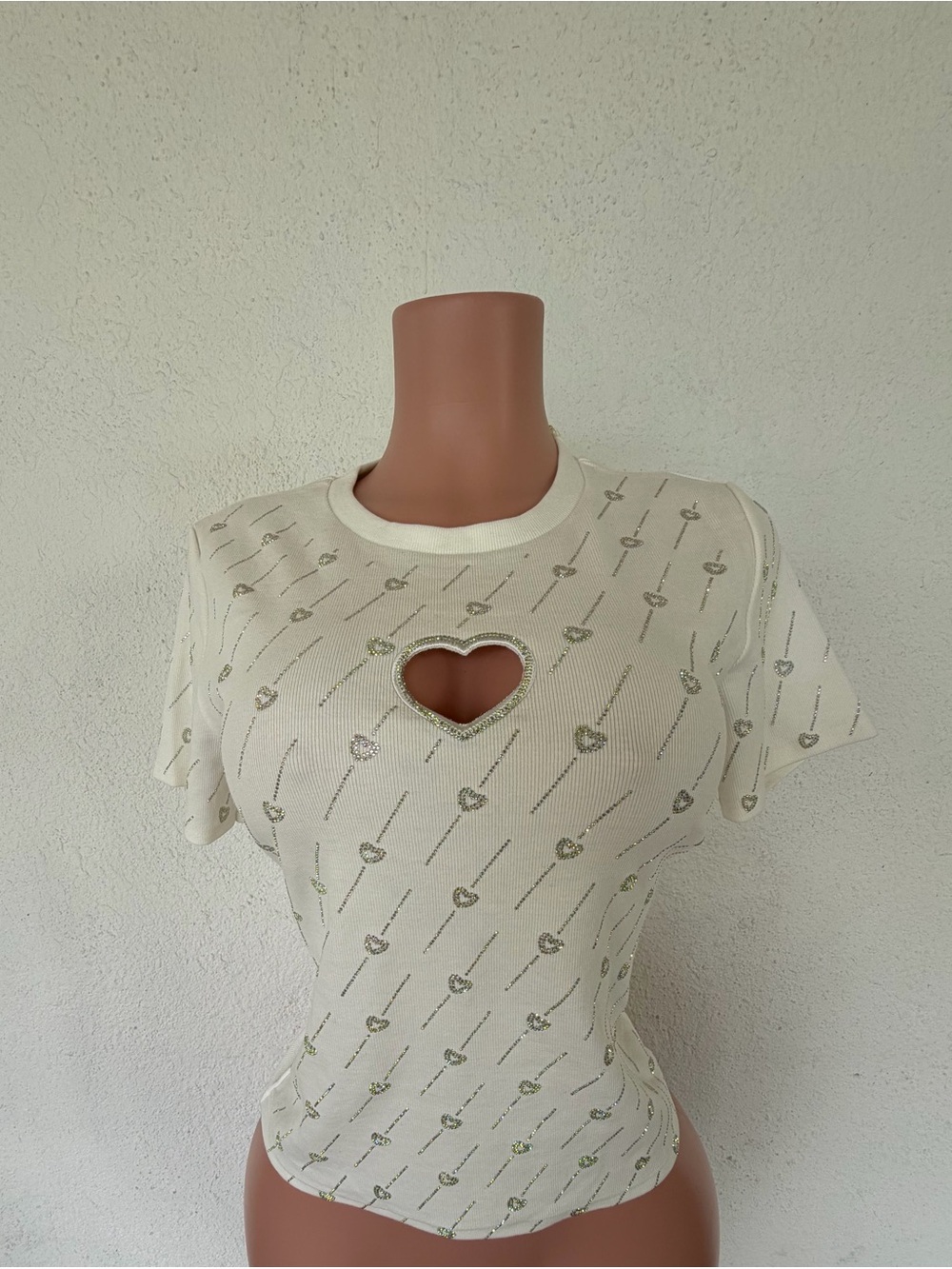 Cream Short Sleeve Knit Top with Heart Cutout Detail
